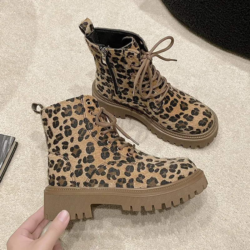 2024 Nuevas botas de envío gratis Diseñador para hombres zapatos para hombre marrón botas de nieve de invierno