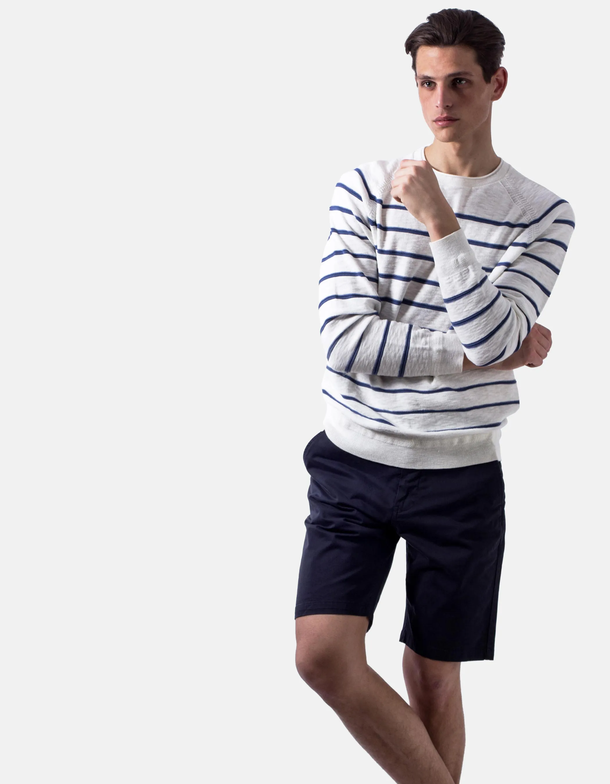 Bermuda chino marino