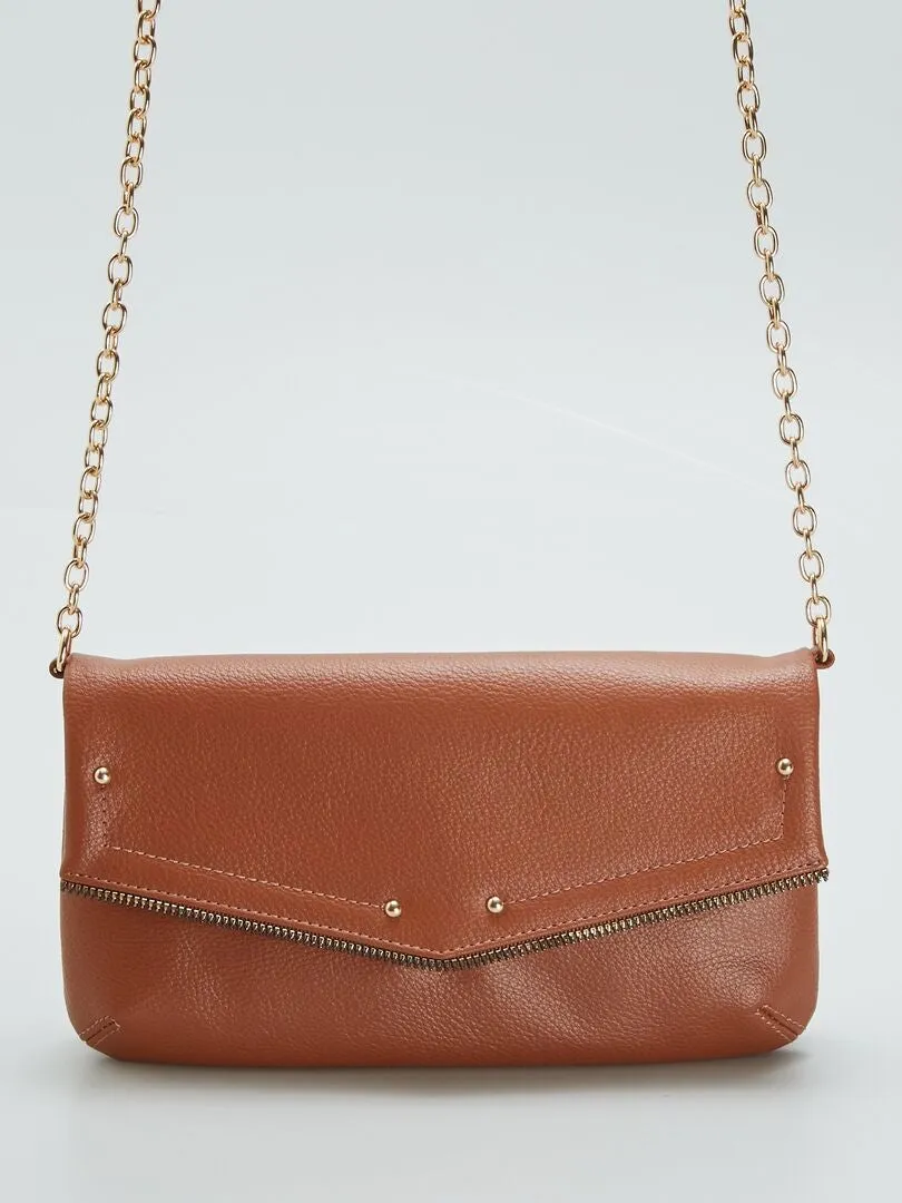 BOLSO SOBRE CON CADENA BANDOLERA  MARRON