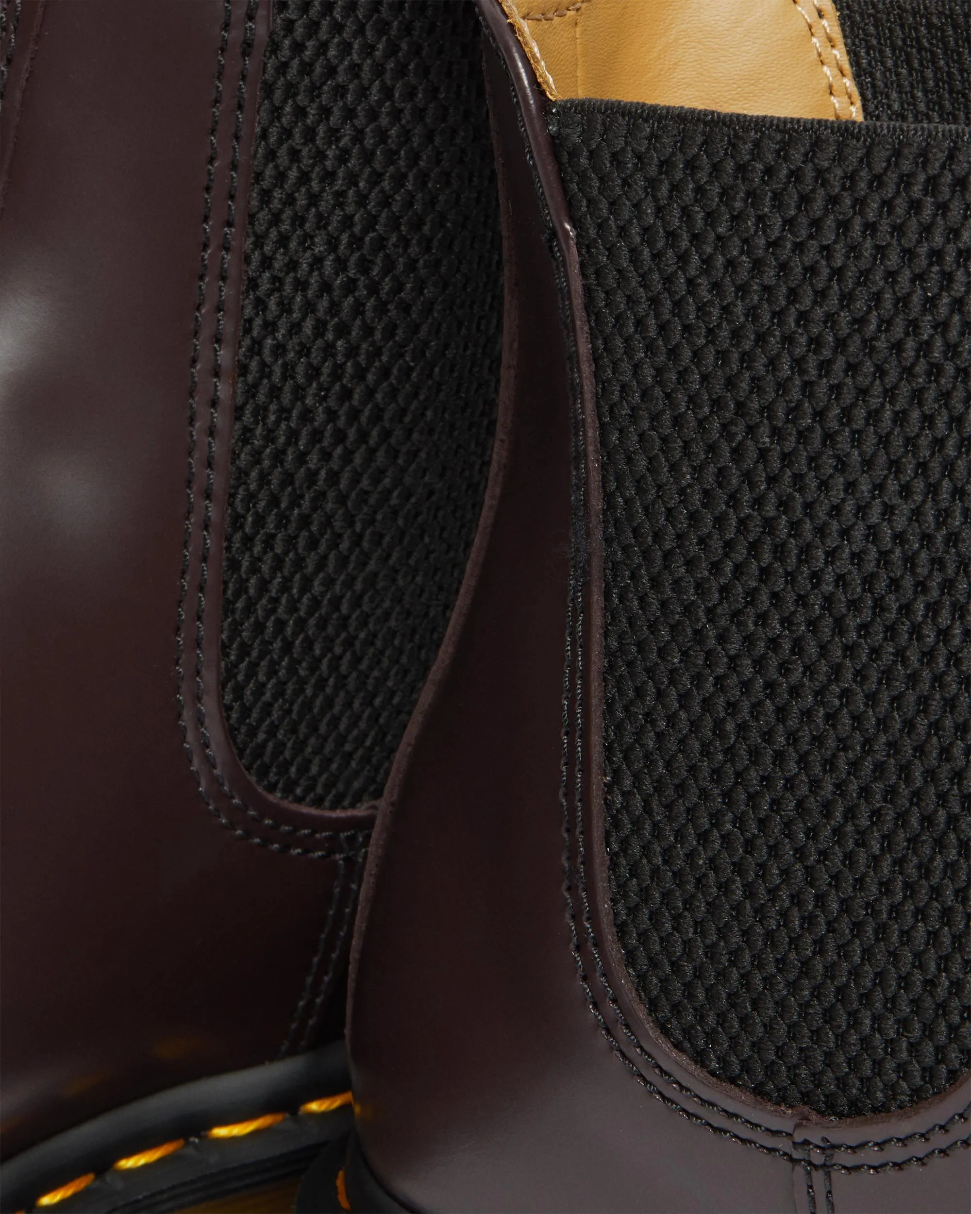 Botas Chelsea 2976 Yellow Stitch de piel Smooth