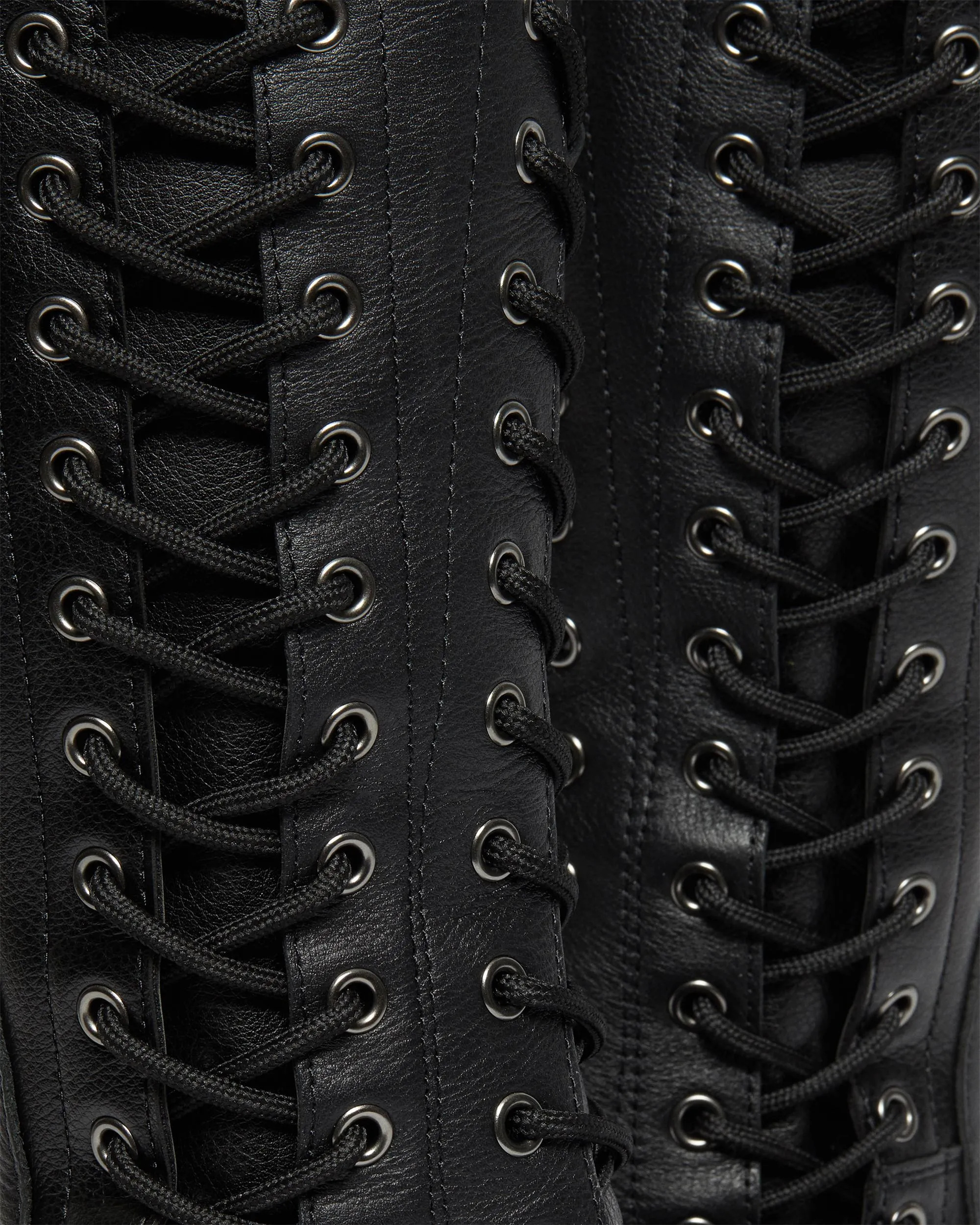Botas con plataforma Azreya Max de 26 ojales en piel