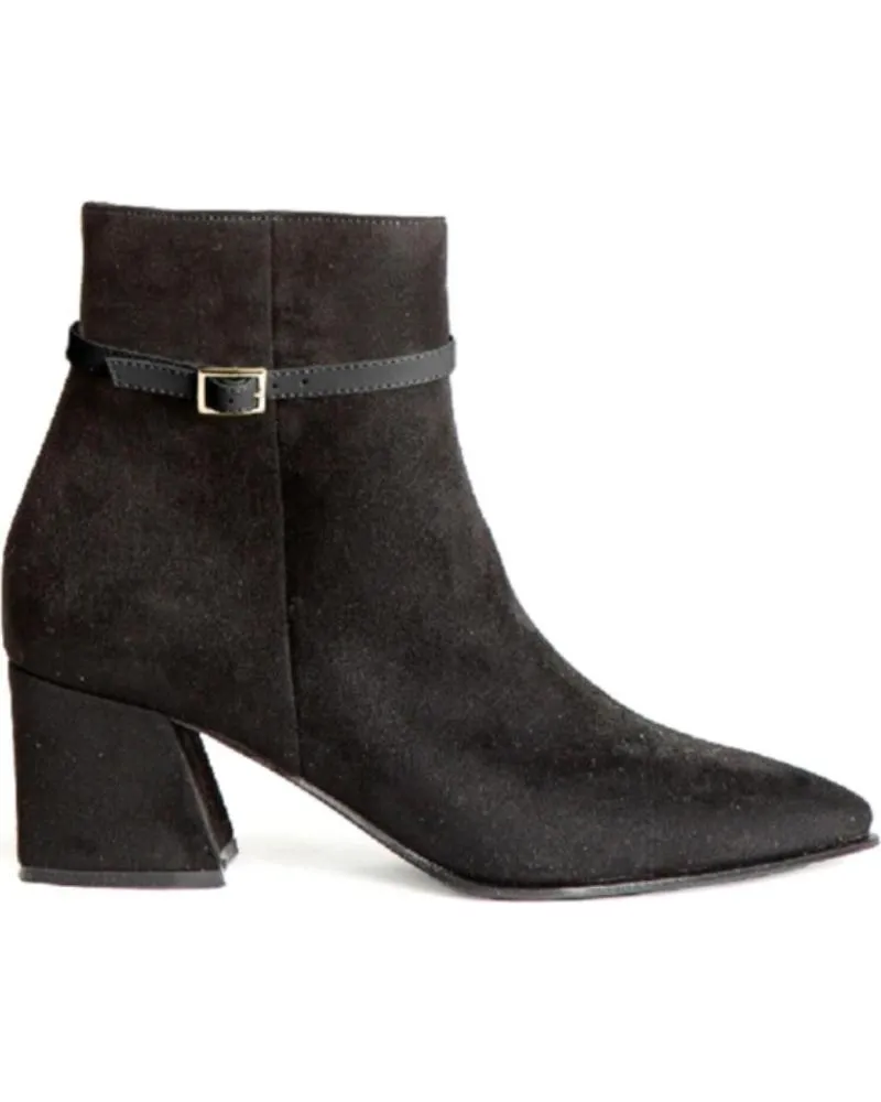 Botas CORINA  de Mujer BOTIN CON TACON PARA MUJER M4900 COLOR  NEGRO