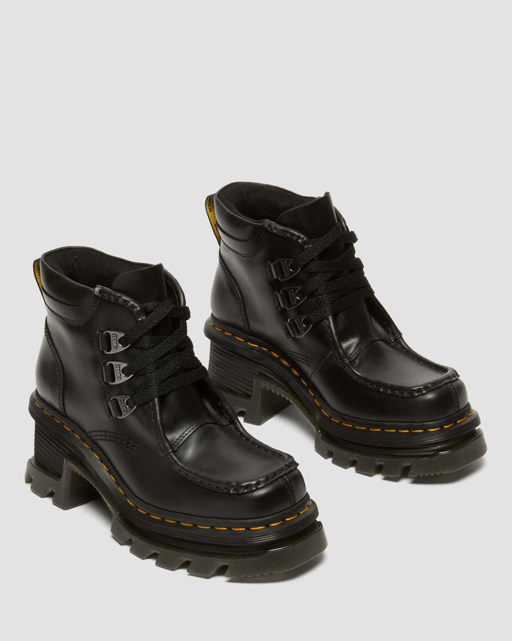 Botas de tacón Corran de piel Atlas con 3 ojales