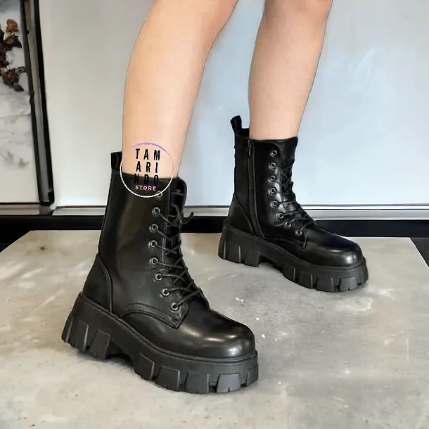 Botas negro eco cuero K03