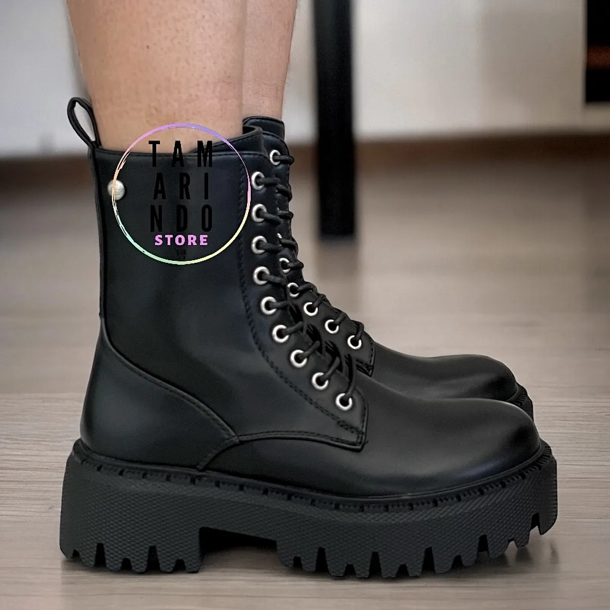 Botas negro eco cuero K19