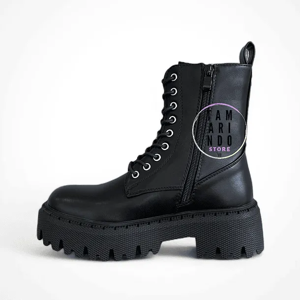 Botas negro eco cuero K19