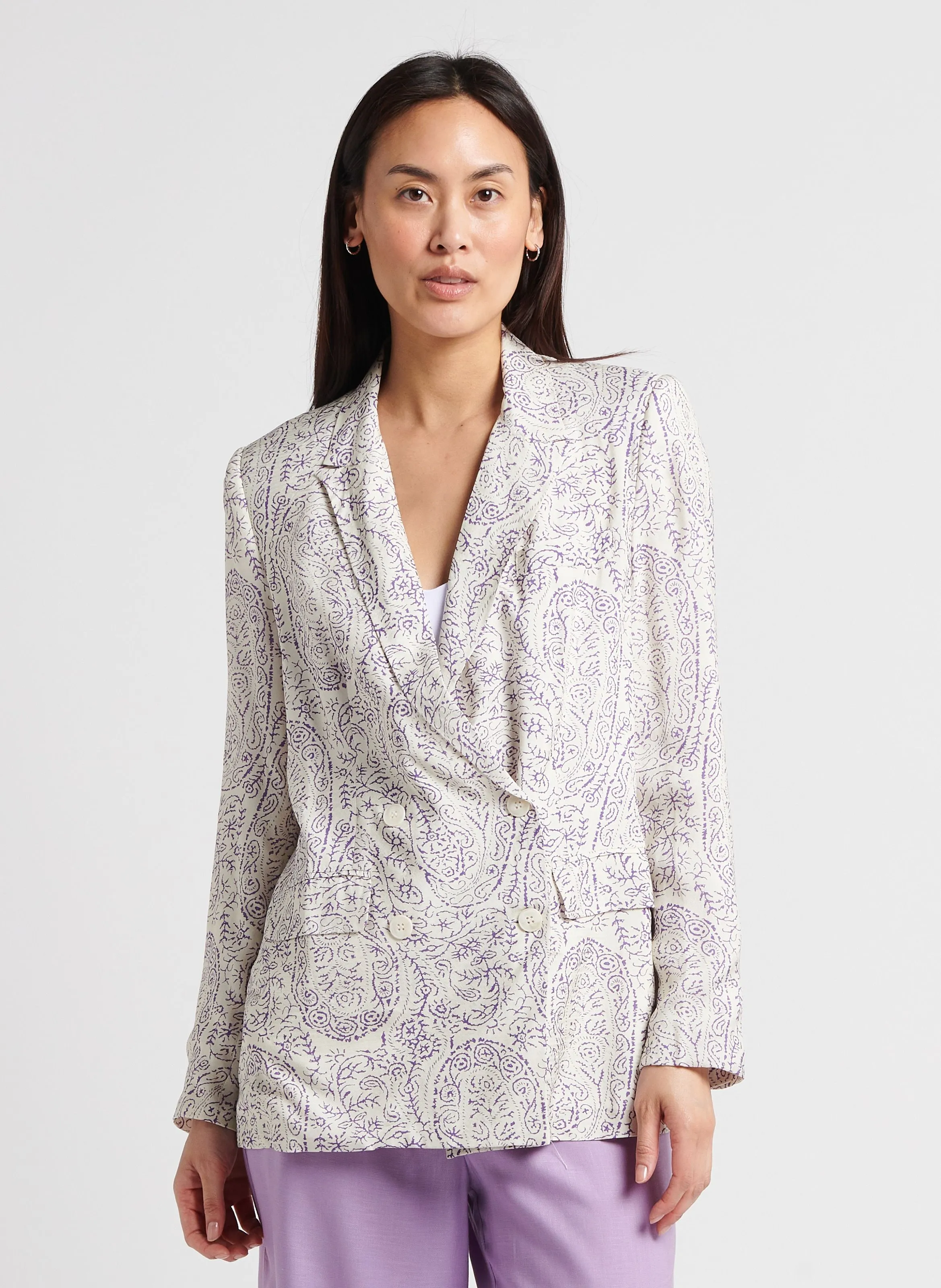 Chaqueta de sastre ajustada fluida en violeta
