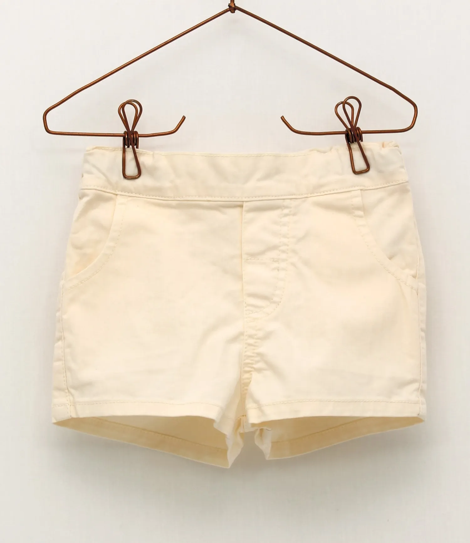 Conjunto para niño camisa y pantalon corto. Foque