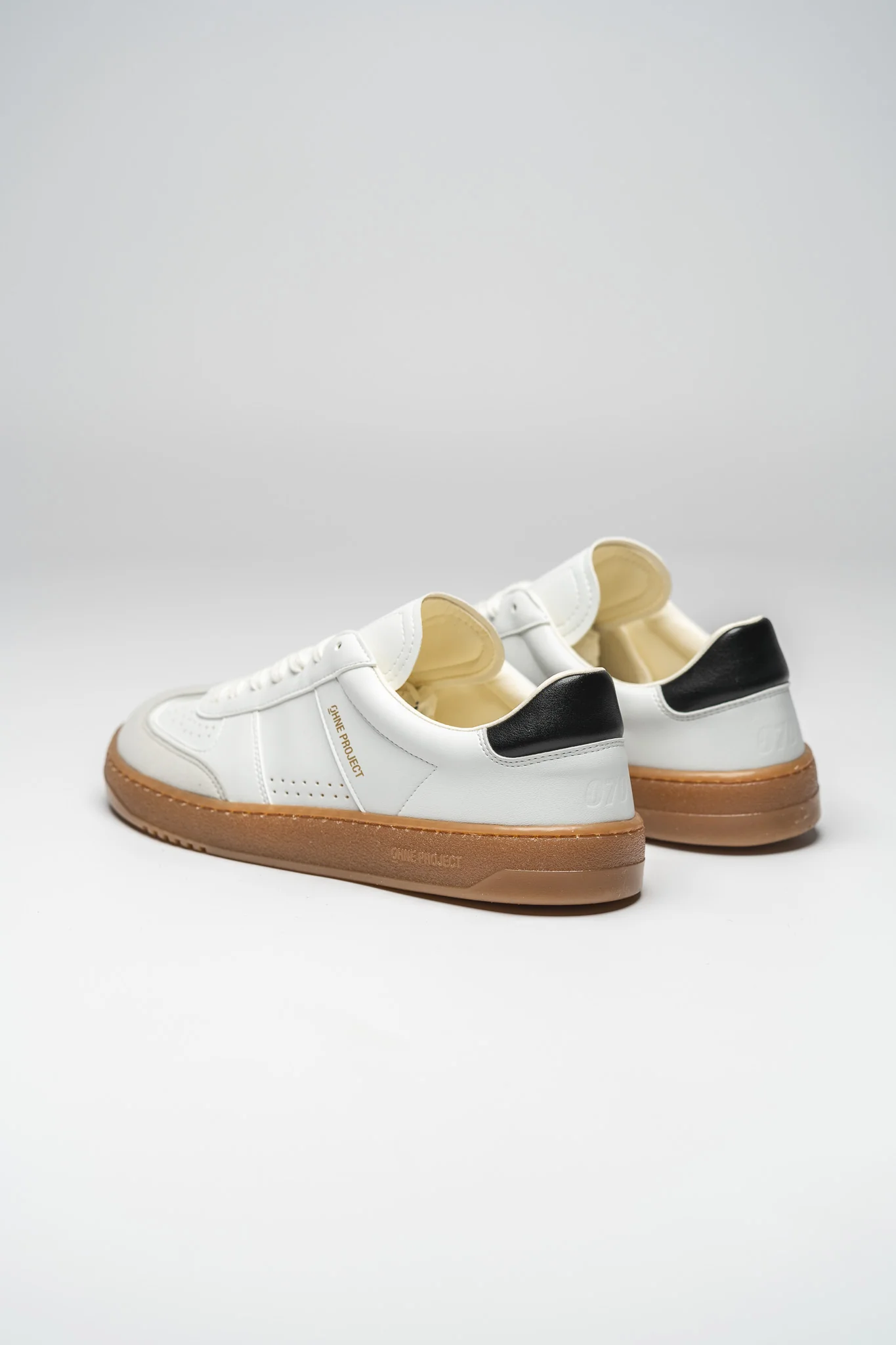 Deportiva Barefoot 070 Classic White – Ohne Project
