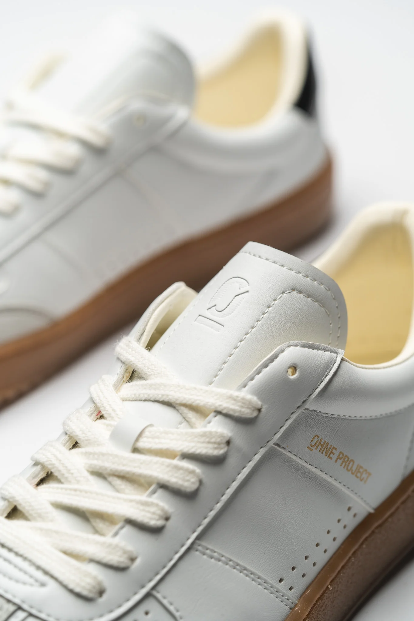 Deportiva Barefoot 070 Classic White – Ohne Project