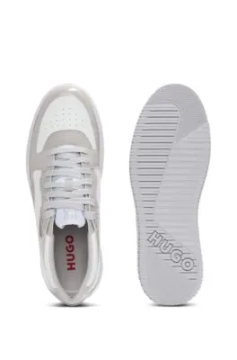 Deportivas con charol sintético