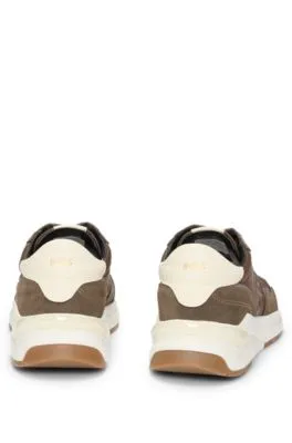Deportivas de mezcla de materiales con monograma Double B