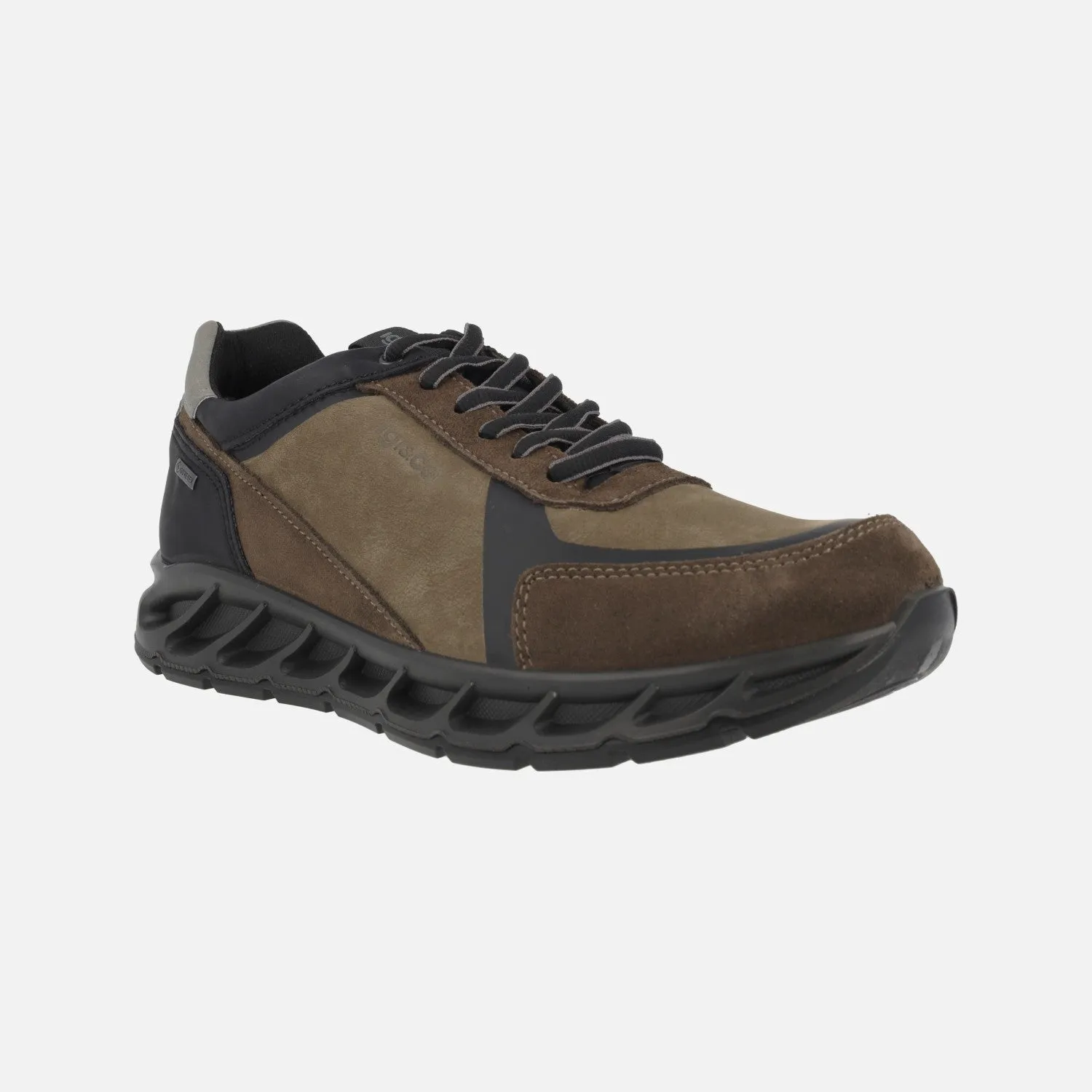 DEPORTIVAS MULTI MATERIAL EN COMBINADO MARRóN CON MEMBRANA GORETEX