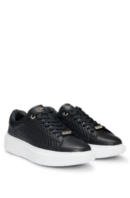 Deportivas tipo cupsole de piel con monogramas grabados