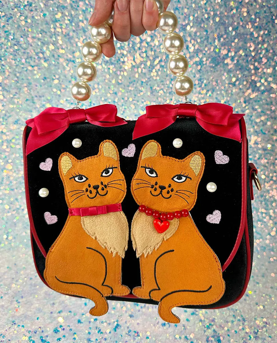 Irregular Choice Pretty Purr Bolso de terciopelo gatito para mujer en negro multi