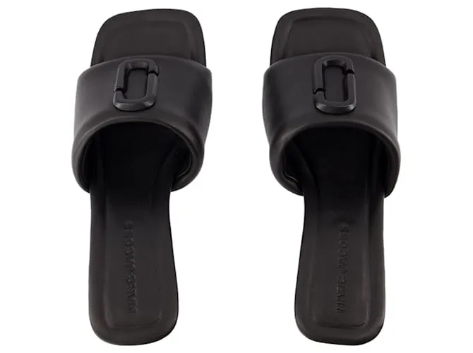 LOS J MARC PUMPS  MARC JACOBS  CUERO  NEGRO 