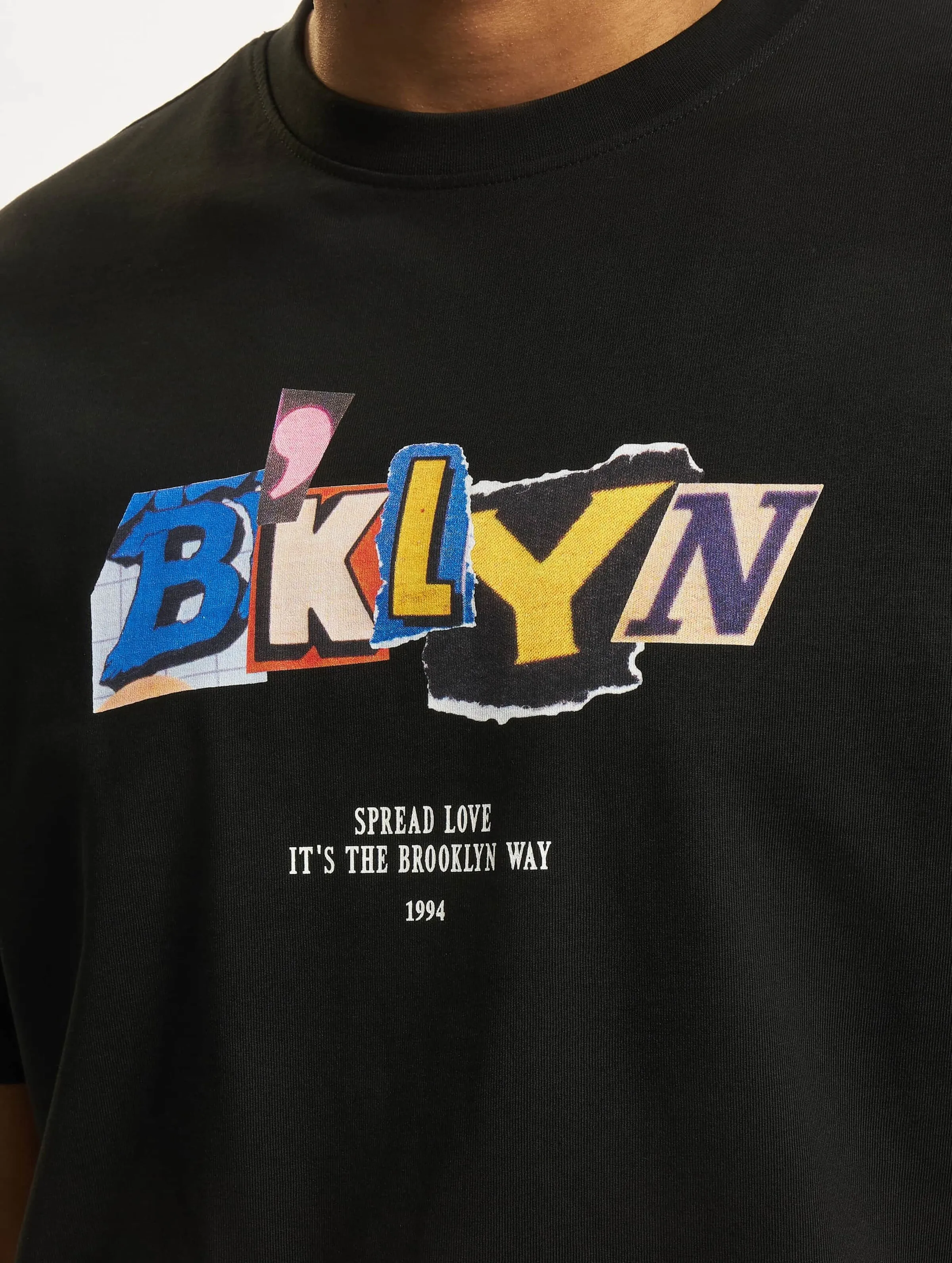 Mister Tee Upscale Brooklyn Oversize