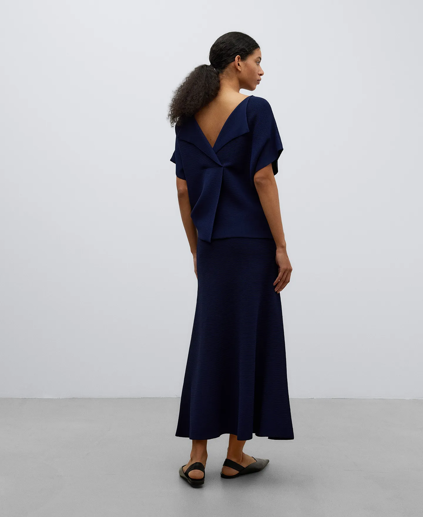 Navy blue short sleeve sweater woman