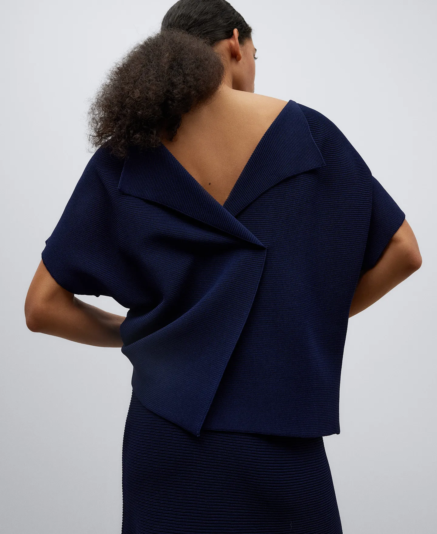 Navy blue short sleeve sweater woman