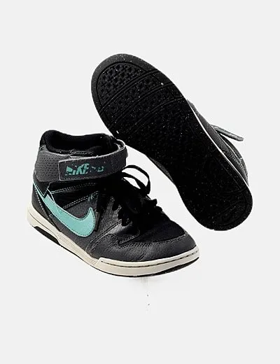 Nike Deportiva multicolor combinada