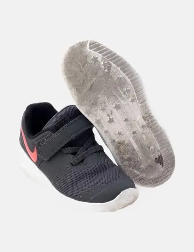 Nike Zapatilla deportiva negra