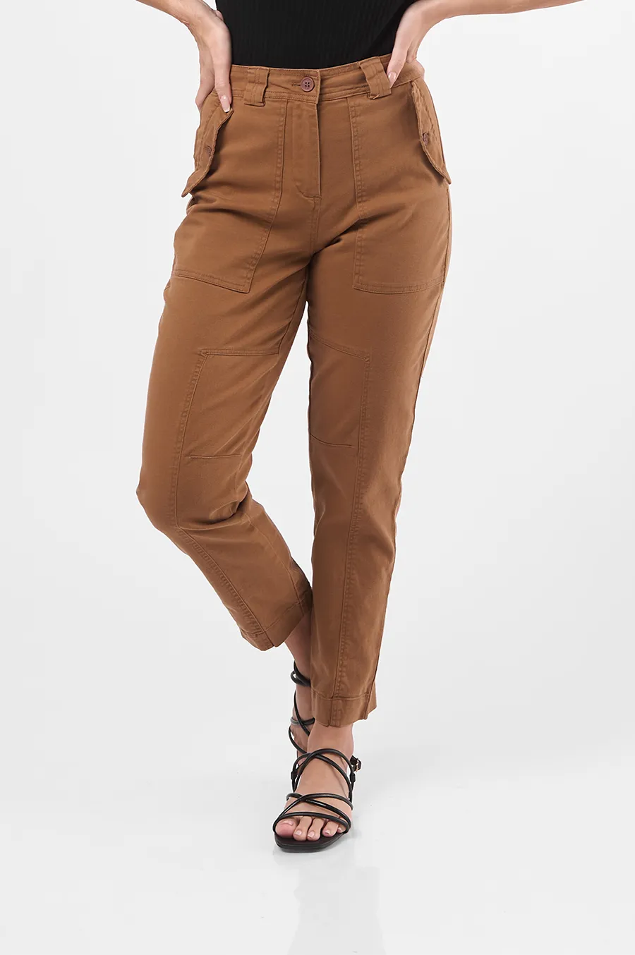 PANTALON CHLOE MOMCROP