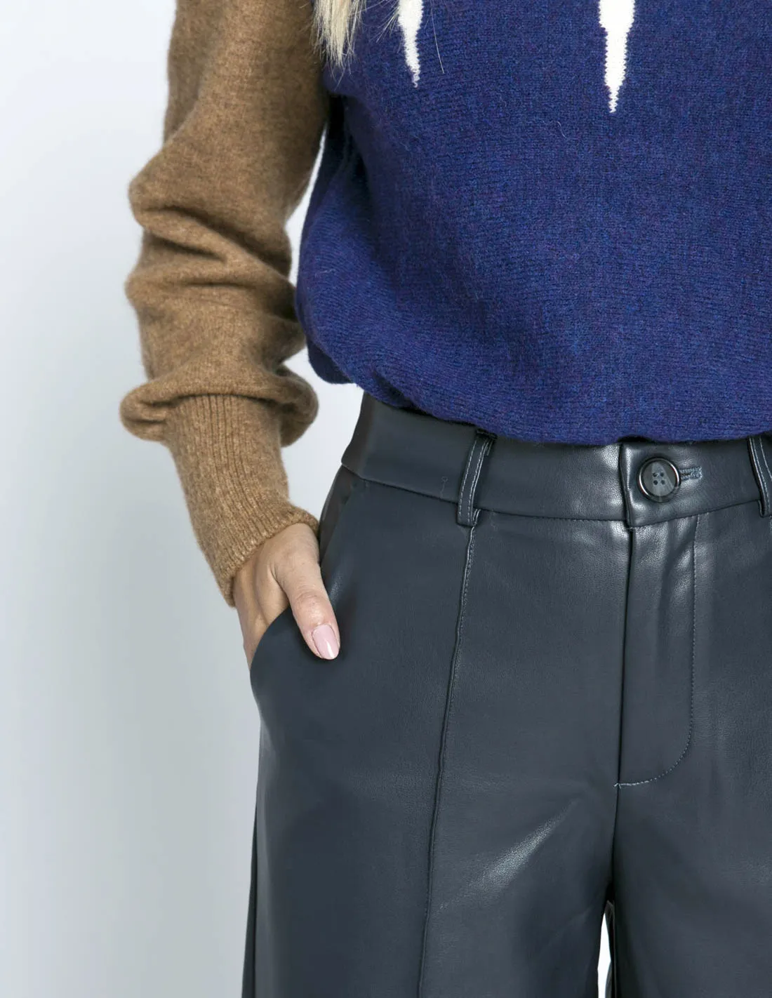 PANTALON ECOPIEL CERULEAN SKATIE