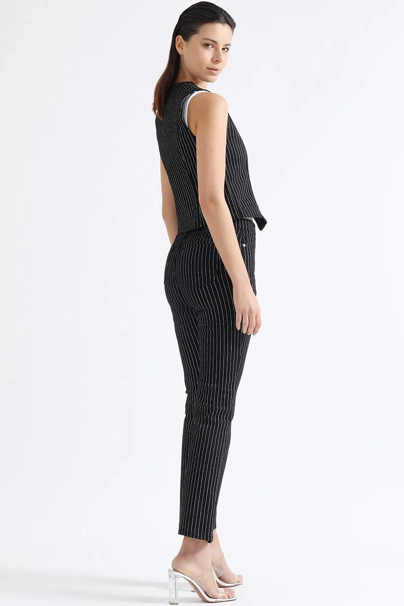 PANTALON SLIM TIRO MEDIO, LISTADO, NEGRO