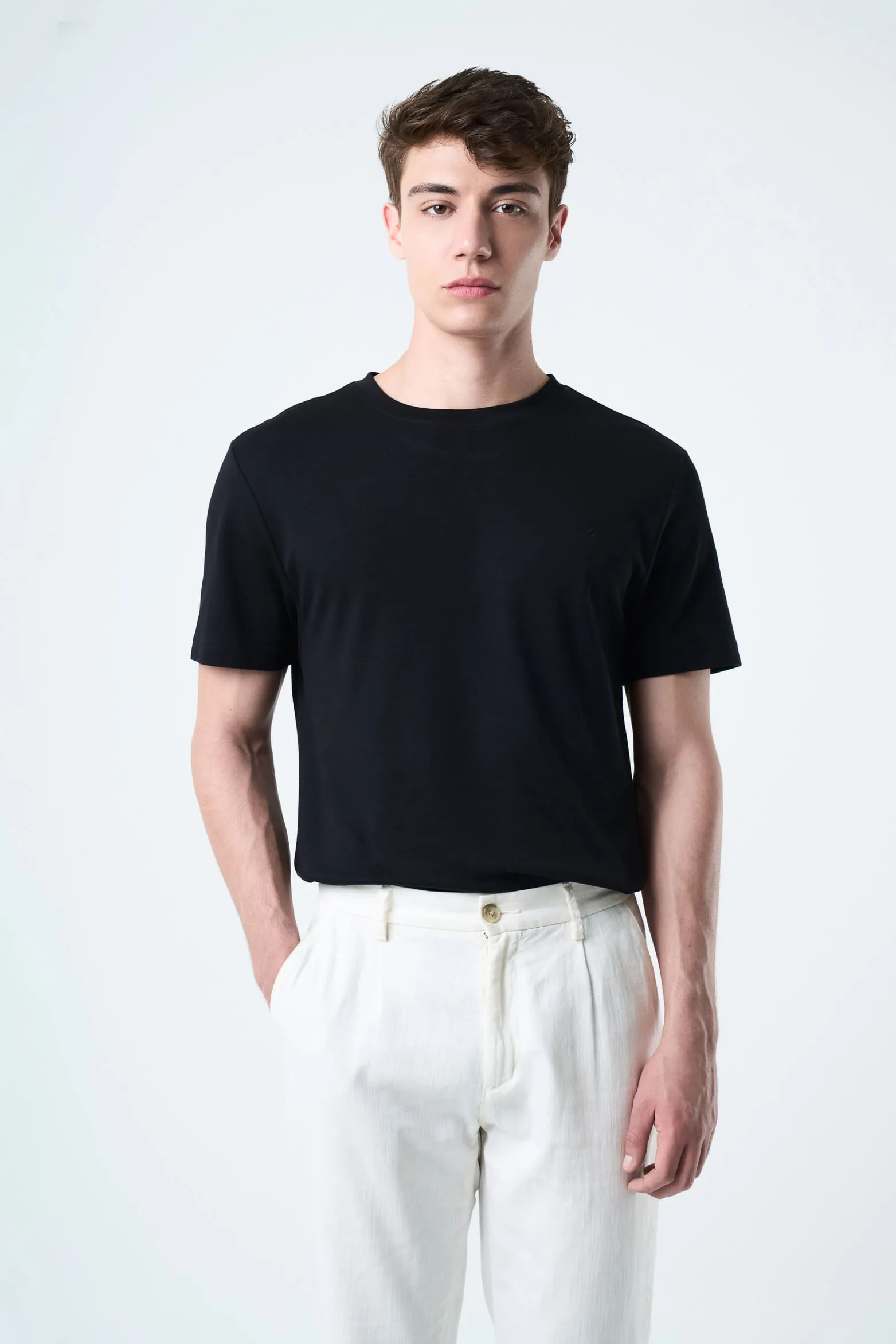 Pantalón aron en lino para hombre ribete cuero