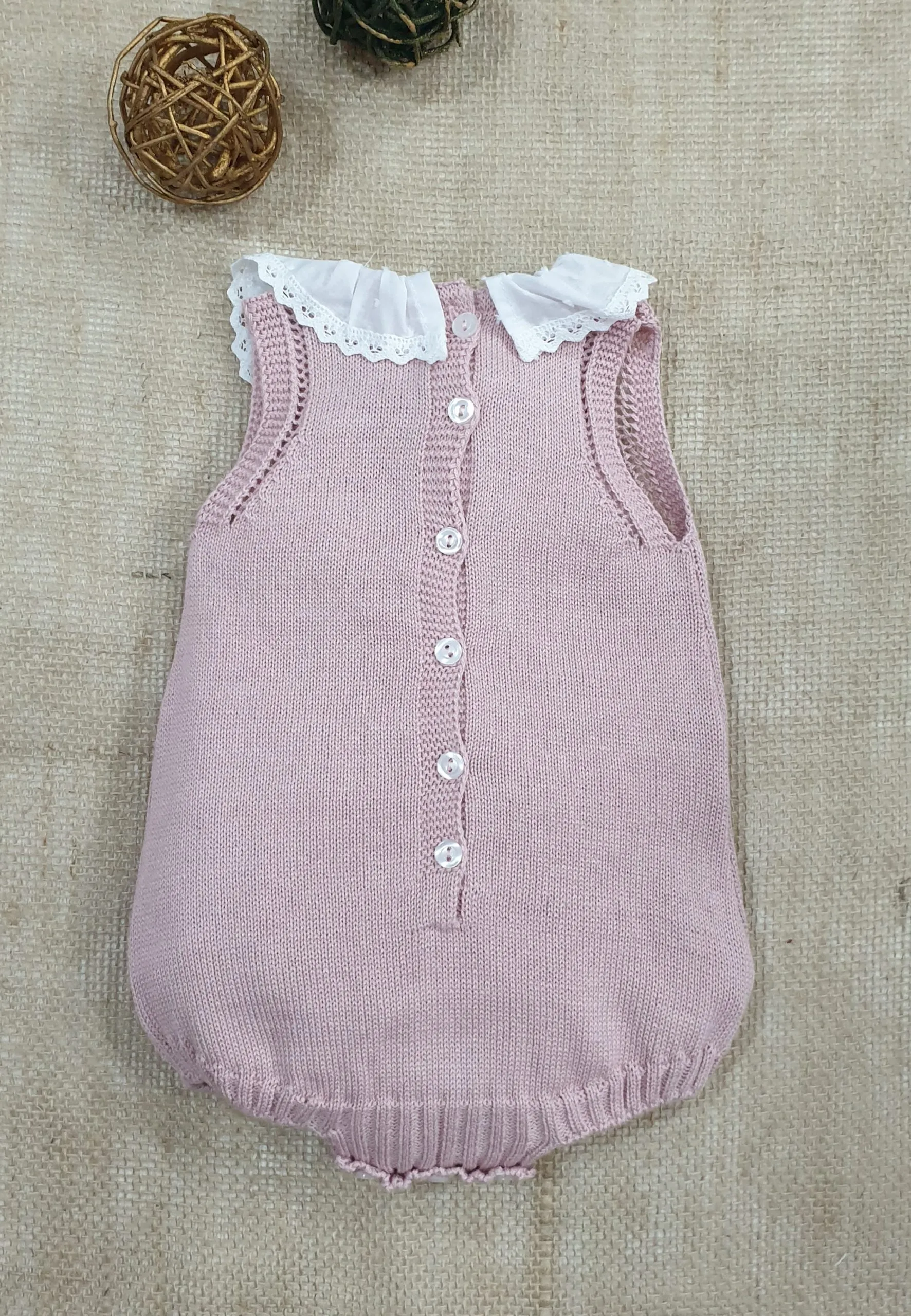 Pelele bebé punto cuello puntillas R091249