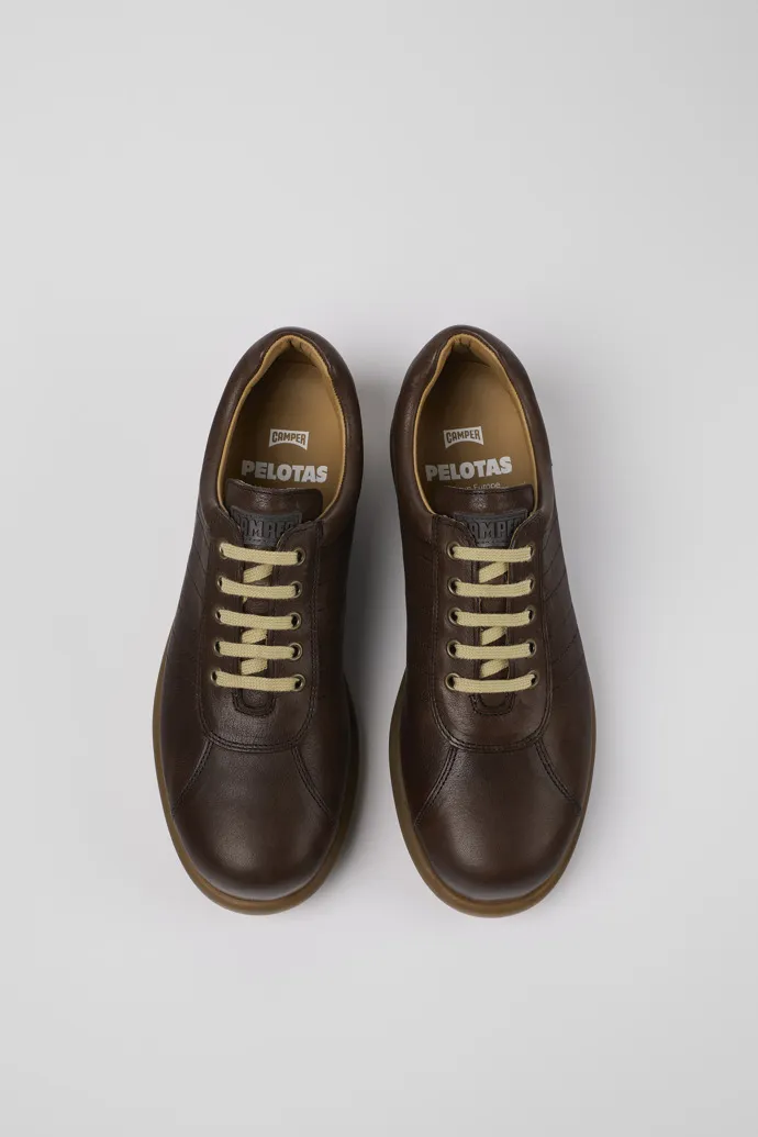 Pelotas Zapatos para hombre en piel curtida vegetal de color marrón