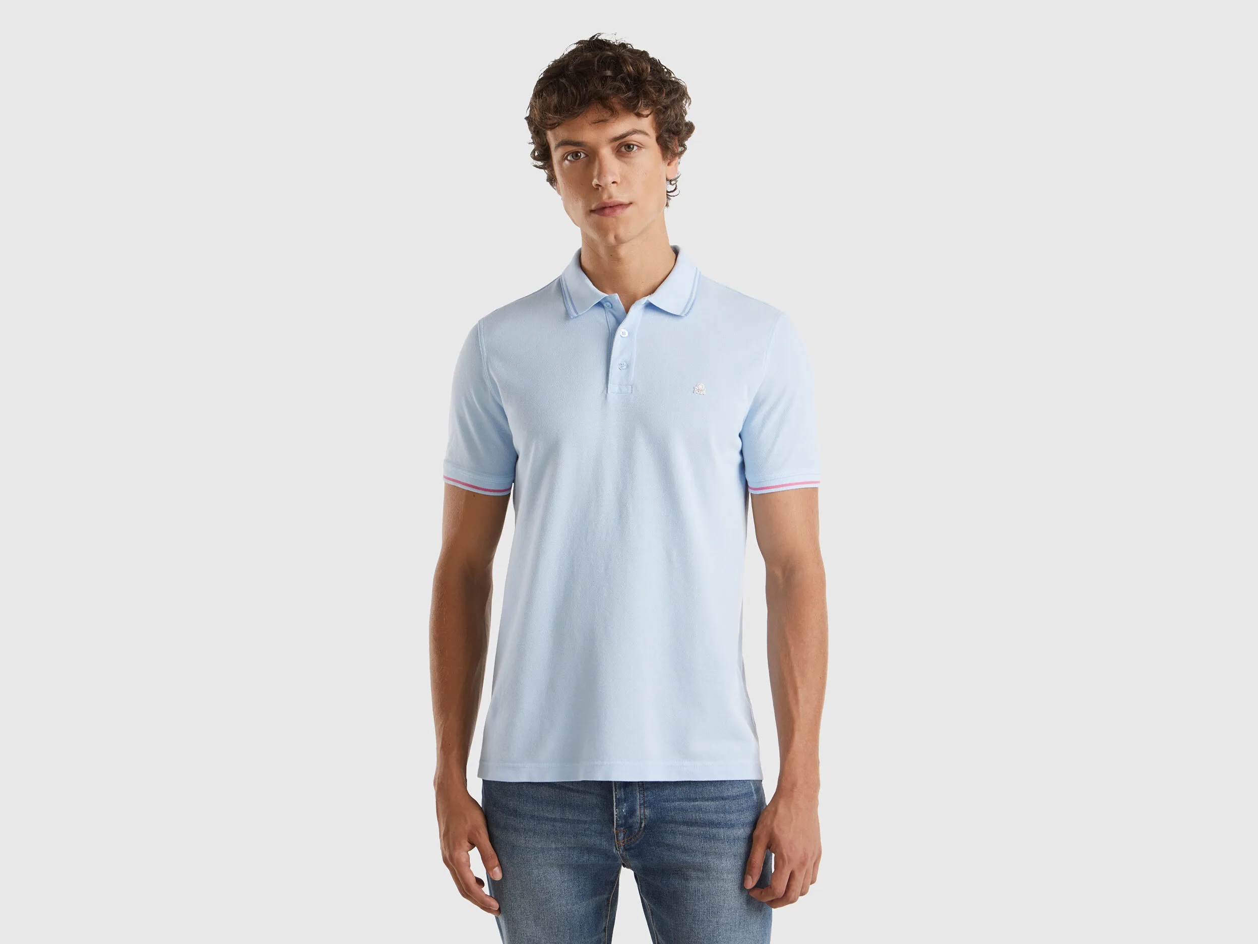Polo celeste de algodón orgánico