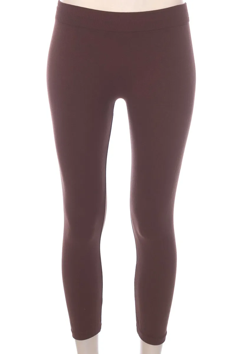 ROPA DEPORTIVA / SALIDA DE BAñO COLOR CAFé  CLOSEANDO