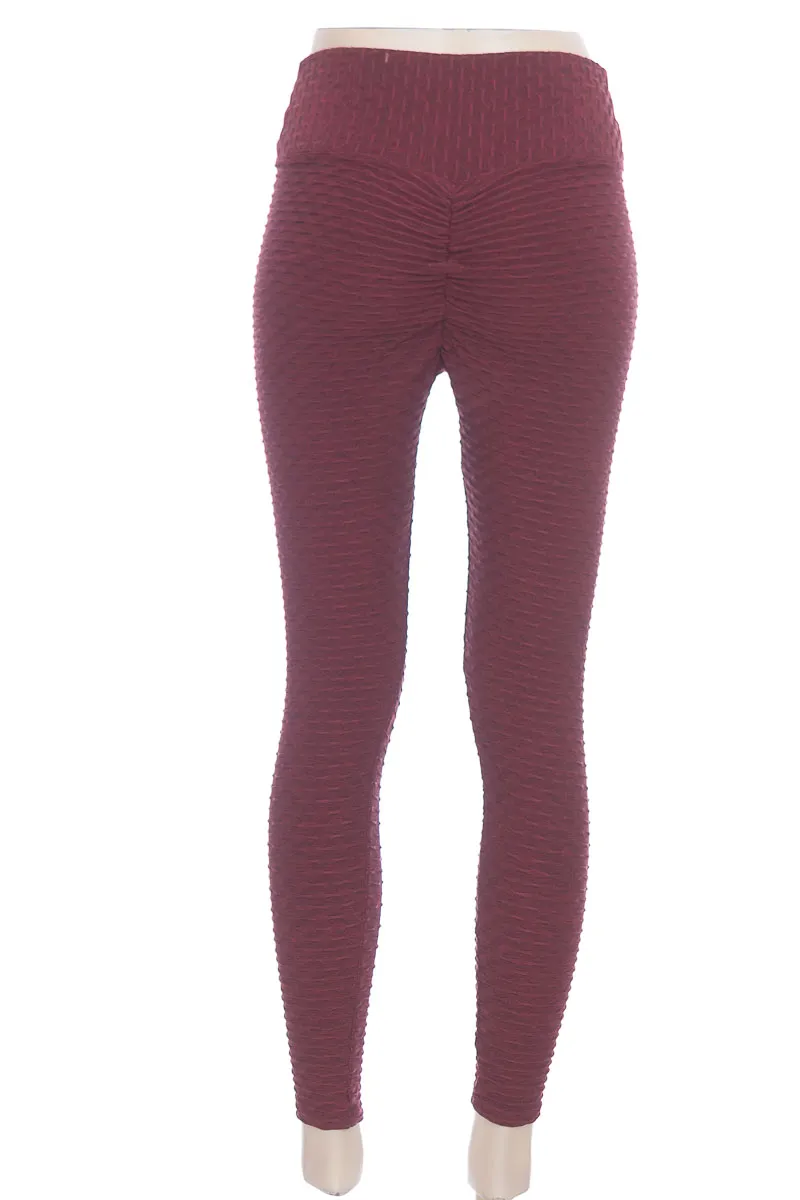 ROPA DEPORTIVA / SALIDA DE BAñO COLOR VINOTINTO  CLOSEANDO