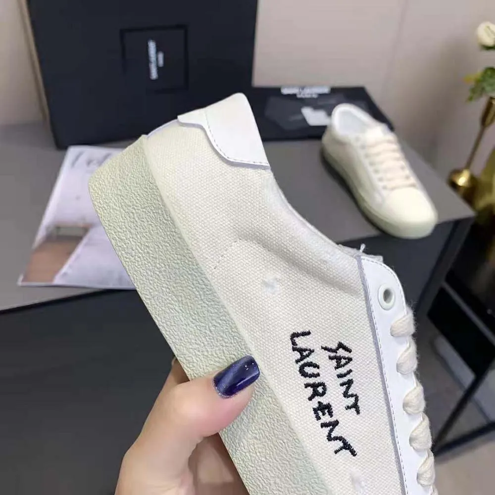 Saint Laurent Zapatillas YSL Mujer Court Classic SL/06 Bordadas con Saint Laurent