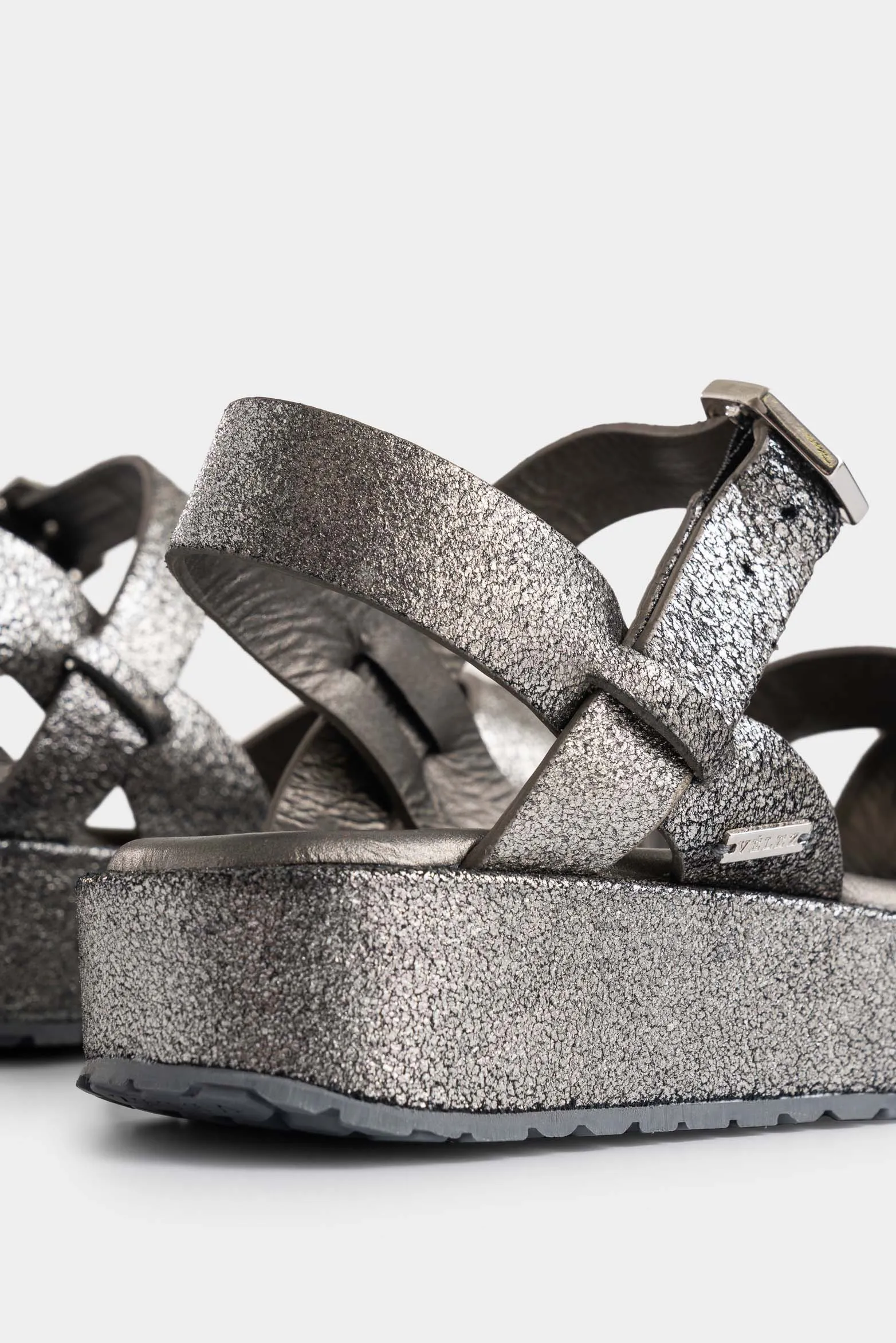 Sandalia plataforma Tabit de cuero folia para mujer hebilla hexagonal