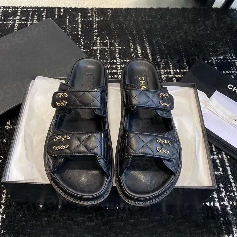 Sandalias Diseñador Famosa Mujeres Sandalia Romana Cristal de pantorrilla Pantalla de plataforma de cuero Summer