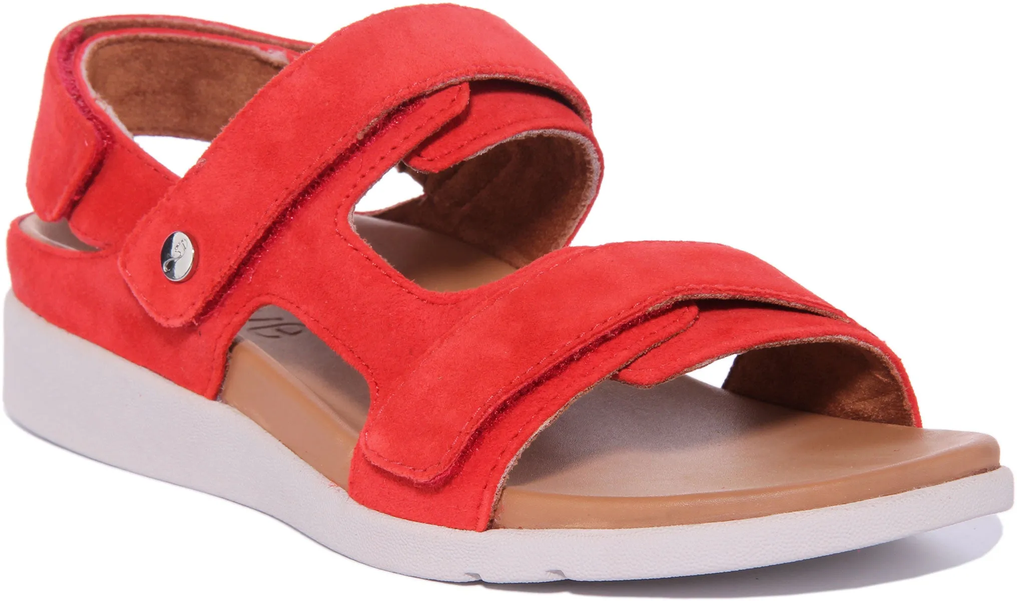 Strive Aruba Sandalia de cuero con tres correas ajustables para mujer en almendra