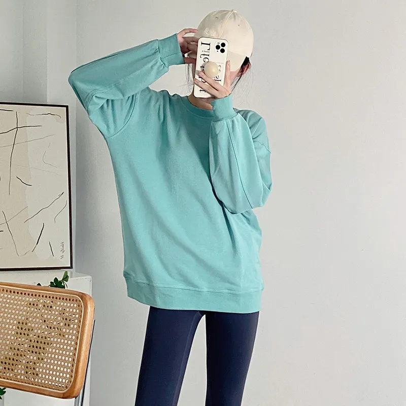 Sweater de atuendo de yoga para mujeres Top Casual Loose Gym de gran tamaño Camisas deportivas Bloqueo Mujer Antumn manga larga 