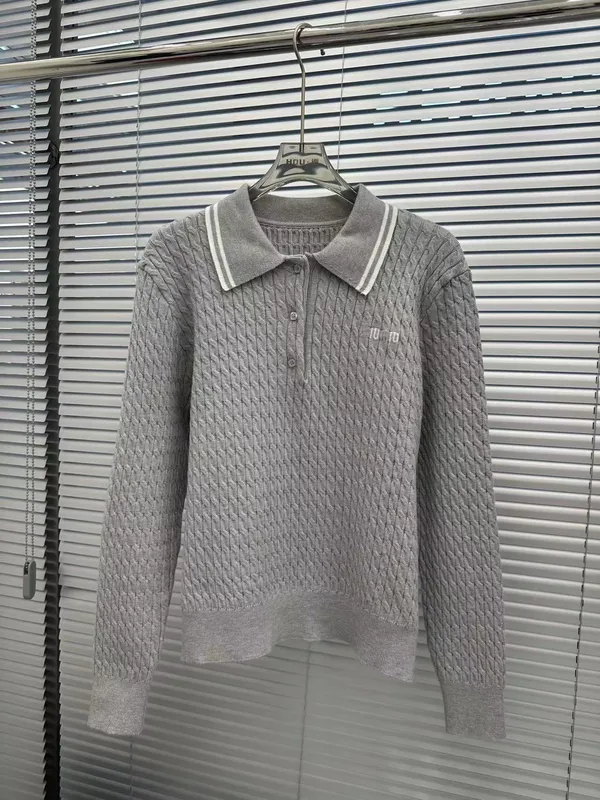 Sweaters de jersey de diseñador Mujeres Sweater Knit Sweter Fashion Mujer Femenina Outumn Winter Clothing Ladies White Flow Long
