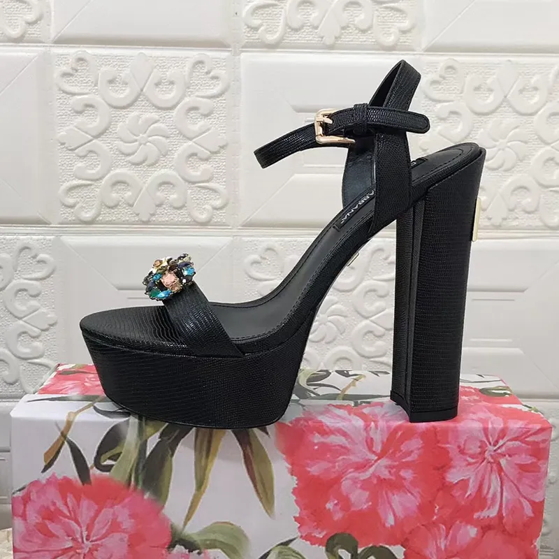Tacones Sandalias Diseñadores Zapatos Cuero de vaca Rhinestone Hebilla 5D Impresión Decoración 15 cm Tacón alto Plataforma de me
