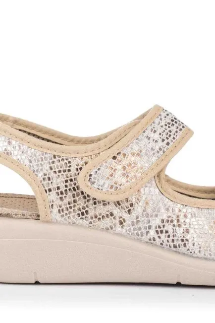 Zapatilla con velcros