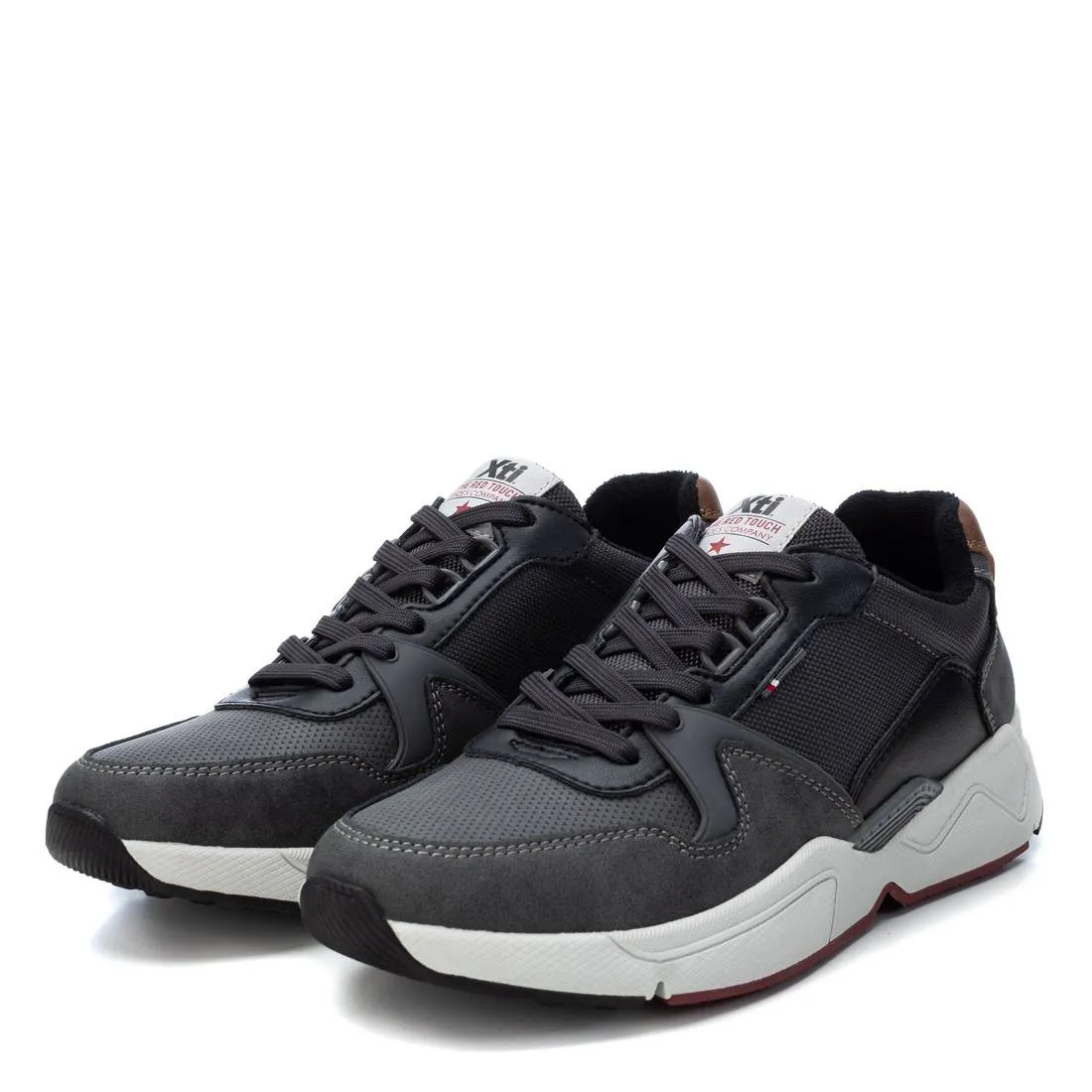 ZAPATILLA DE HOMBRE XTI 04418602