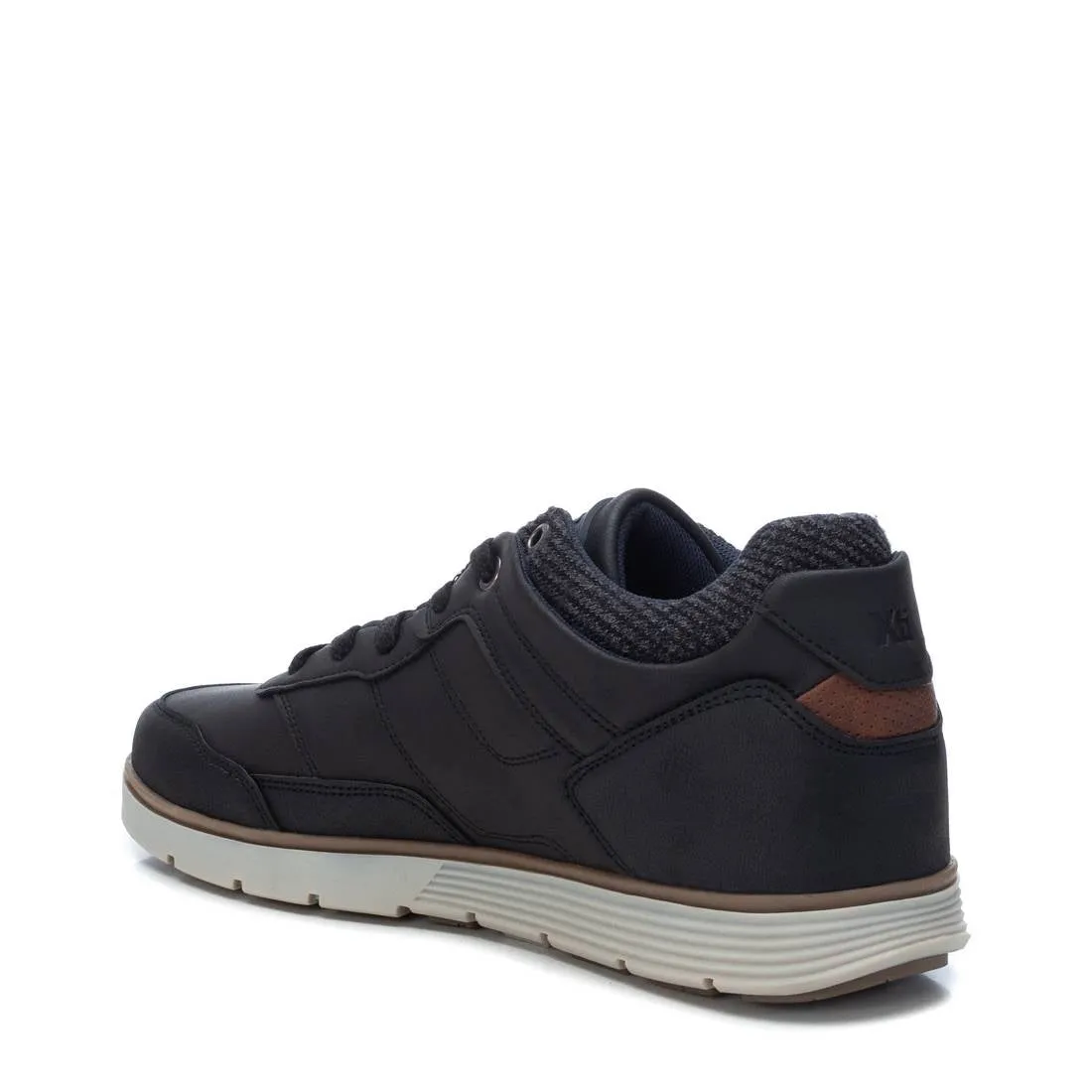 ZAPATILLA DE HOMBRE XTI 04422803