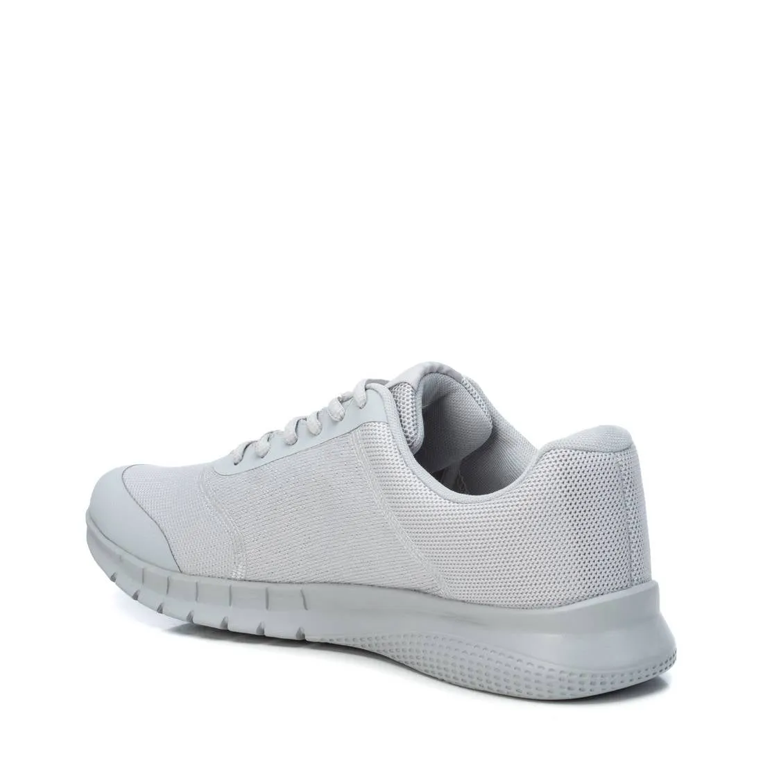 ZAPATILLA DE HOMBRE XTI BASIC 03563302