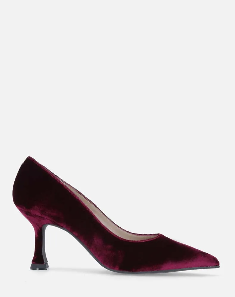 Zapatilla de tacón bajo en terciopelo vino para mujer