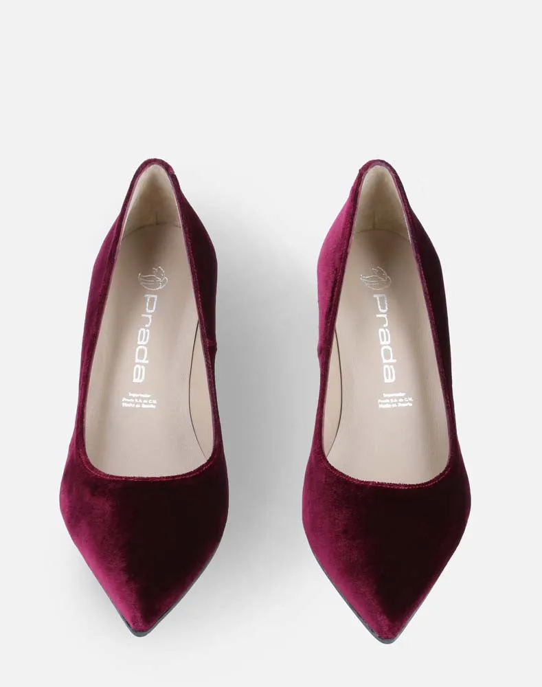 Zapatilla de tacón bajo en terciopelo vino para mujer