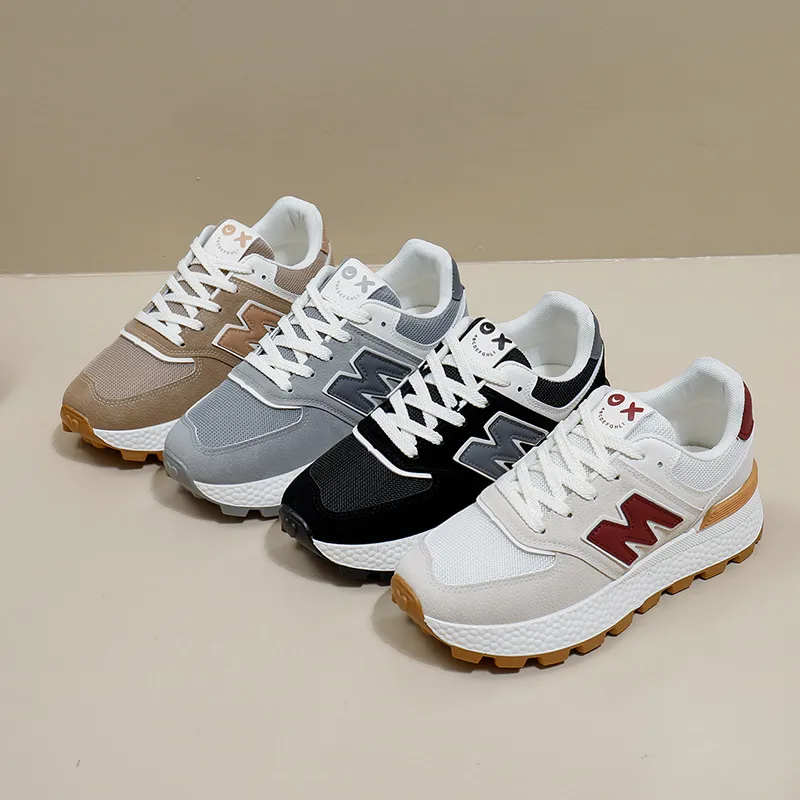 zapatos de diseñador de envío gratis para hombres zapatos zapatillas de zapatillas al aire libre deportes zapatos marrones grise