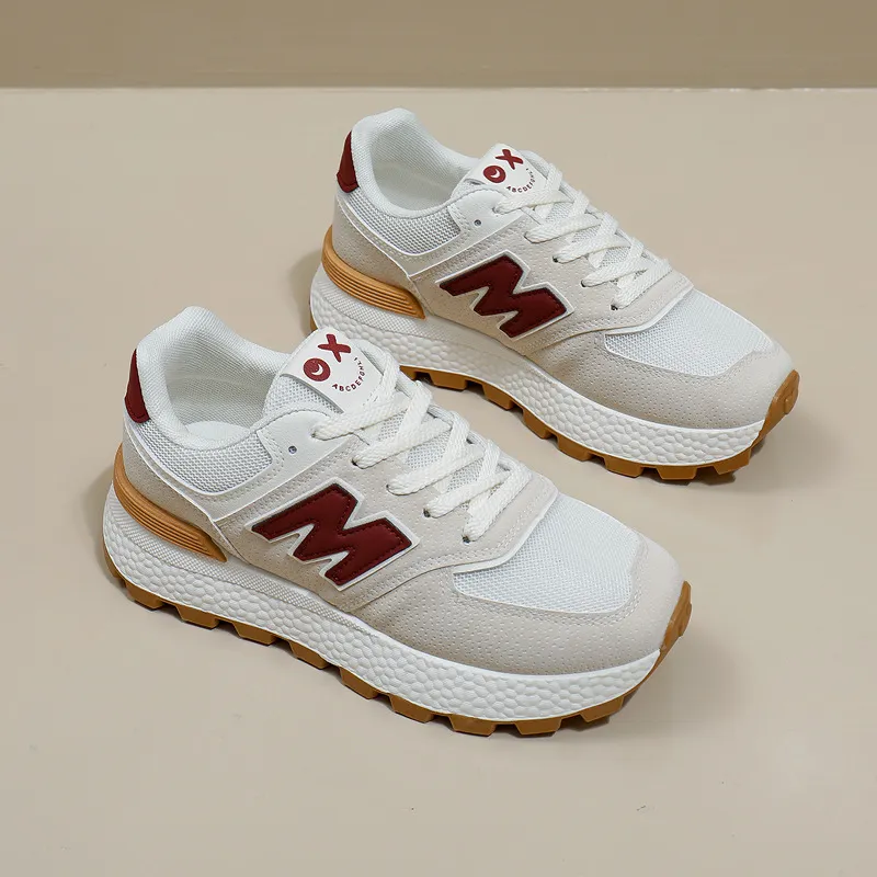 zapatos de diseñador de envío gratis para hombres zapatos zapatillas de zapatillas al aire libre deportes zapatos marrones grise